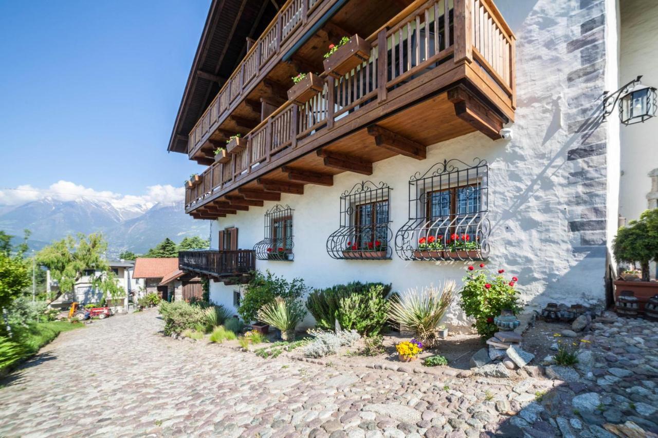 Ferienwohnung Pinot Merano Bagian luar foto