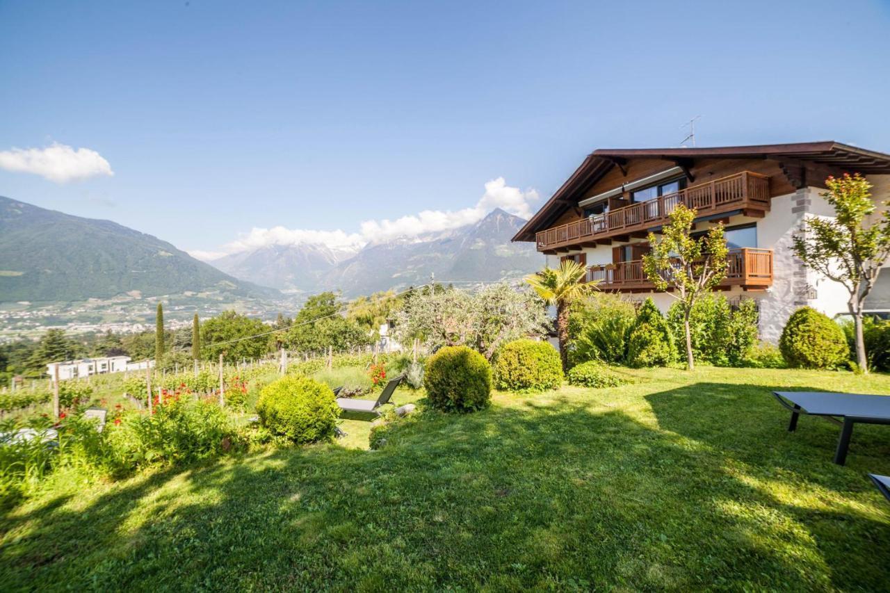 Ferienwohnung Pinot Merano Bagian luar foto